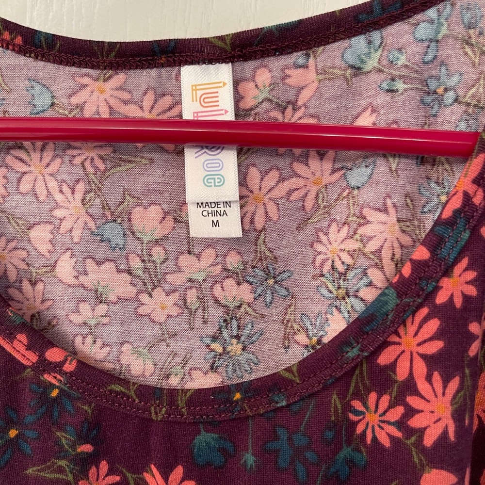 Lularoe - Picture 3 of 5